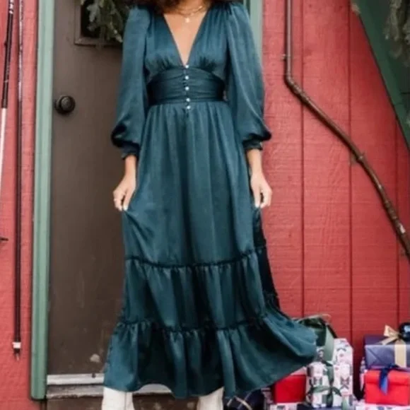 NWOT ALTAR’D STATE Green Maxi Dress with Metallic and Button Details - Picture 1 of 13